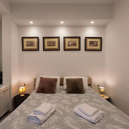 Modern Studio Apartment B Atenas Exterior foto